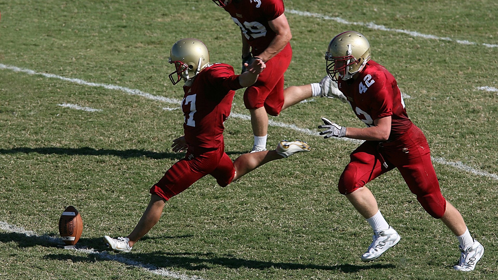 九游网页版官网入口-中学篮球推广篮球基础动作标准化教学，中学篮球运动