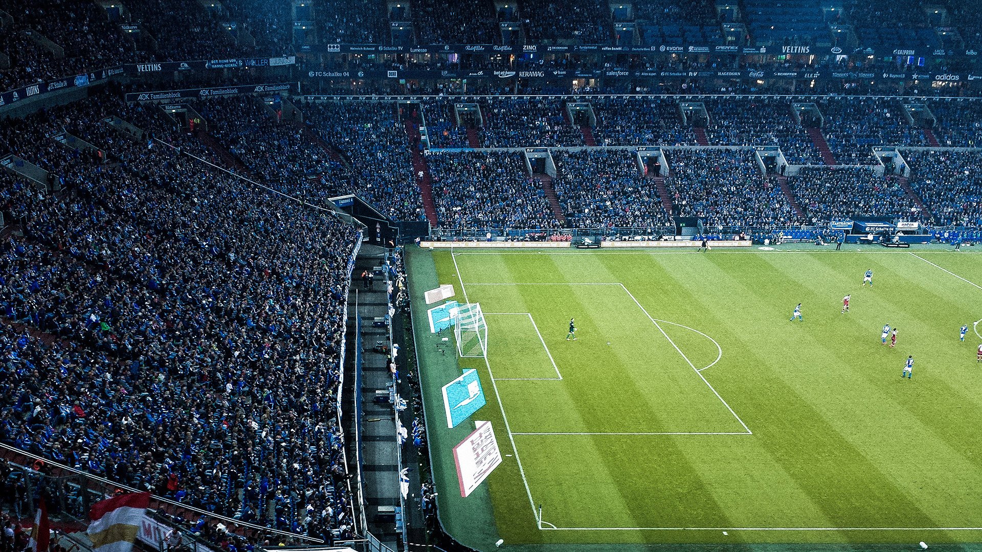 “马科斯·梅特罗的坚韧防守,成为阿根廷美洲狮队的坚实后盾”